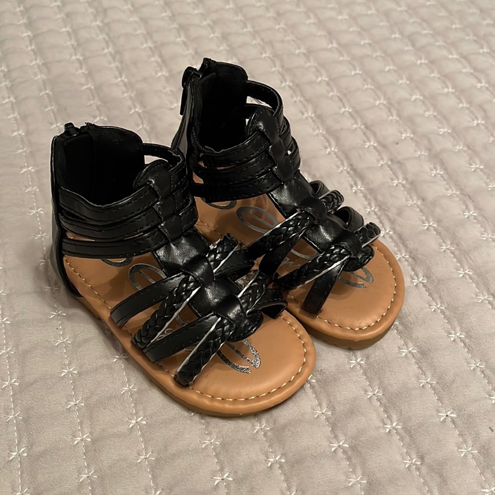 bebe Gladiator Sandals Size 5 Baby/Toddler